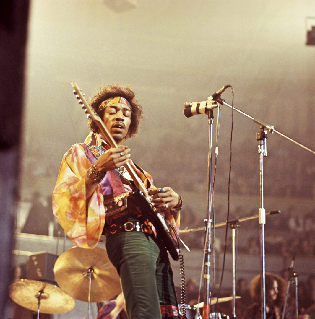 Jimi Hendrix Dies