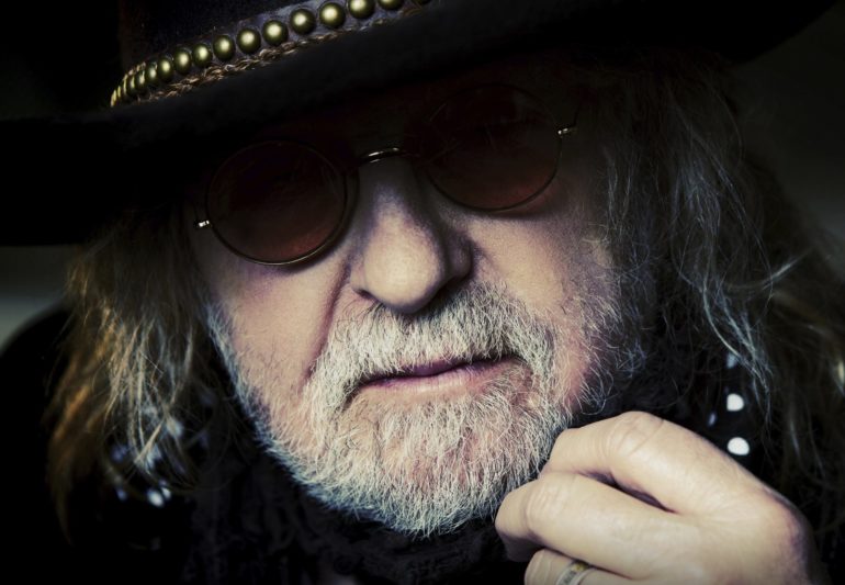 Ray Wylie Hubbard ft. Ashley McBride - Outlaw Blood
